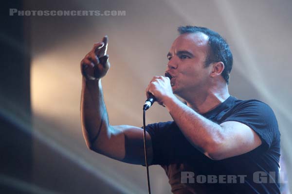 FUTURE ISLANDS - 2015-04-02 - PARIS - La Cigale - 